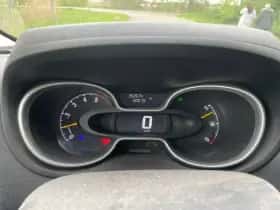 Opel Vivaro (2015) thumbnail 6