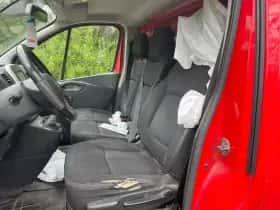 Opel Vivaro (2015) thumbnail 8