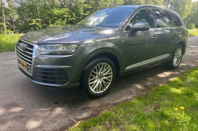 Audi Q7 (2017) thumbnail 1