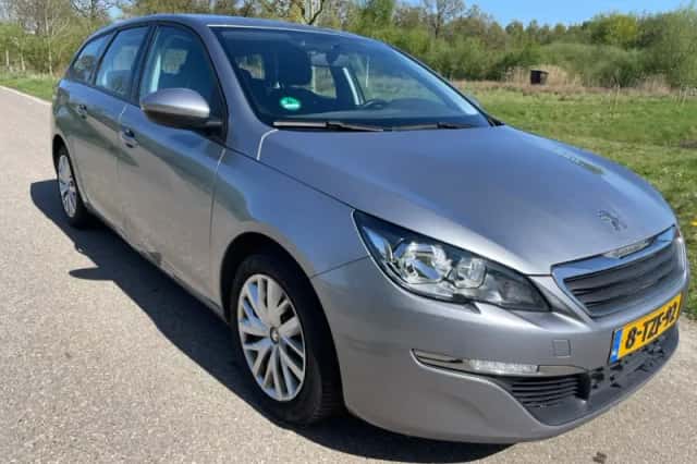 Peugeot 308 (2014) thumbnail 1