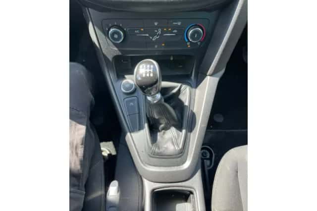 Ford Focus (2016) thumbnail 5
