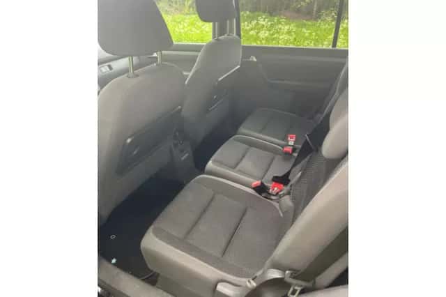 Volkswagen Touran (2011) thumbnail 6
