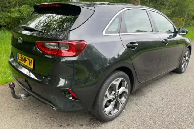Kia Ceed (2020) thumbnail 4