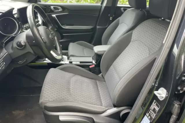 Kia Ceed (2020) thumbnail 6