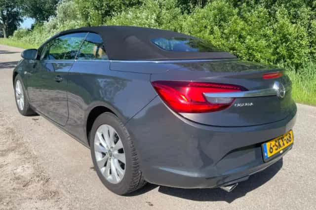 Opel Cascada (2013) thumbnail 6