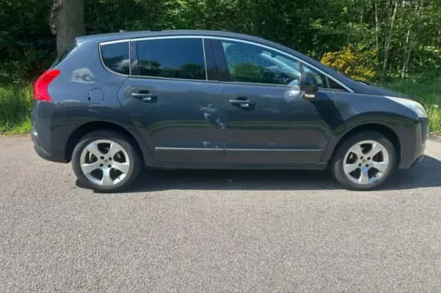 Peugeot 3008 (2010) thumbnail 6