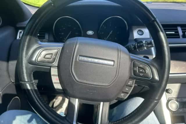 Land Rover Range Rover Evoque (2017) thumbnail 3