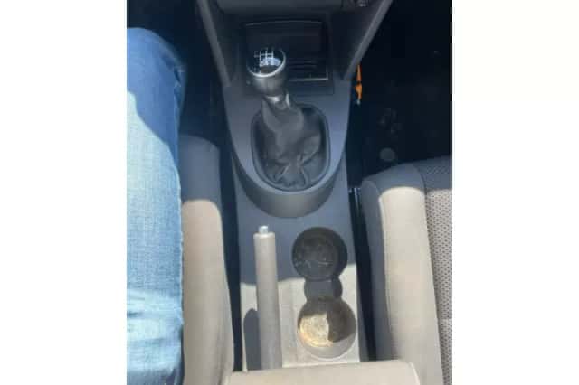 Volkswagen Touran (2011) thumbnail 6