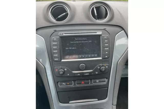 Ford Mondeo (2011) thumbnail 5