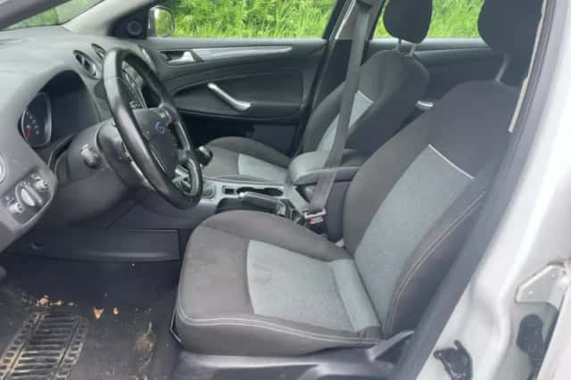 Ford Mondeo (2011) thumbnail 6
