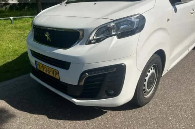 Peugeot Expert (2021) thumbnail 2