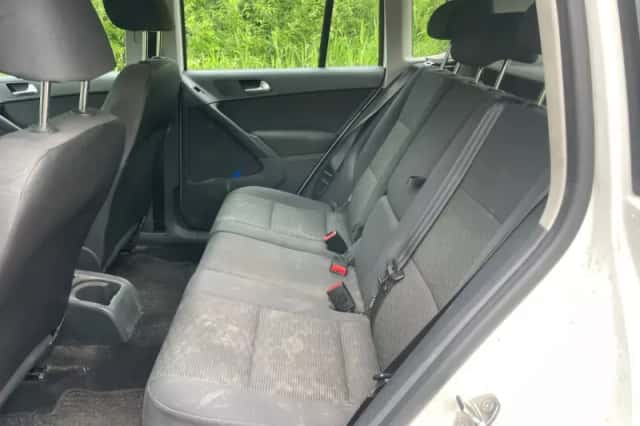 Volkswagen Tiguan (2012) thumbnail 5