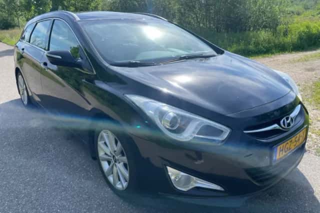 Hyundai i40 (2011) thumbnail 3