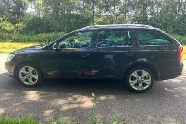 Škoda Octavia (2011) thumbnail 4