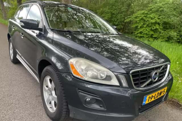 Volvo XC60 (2010) thumbnail 1