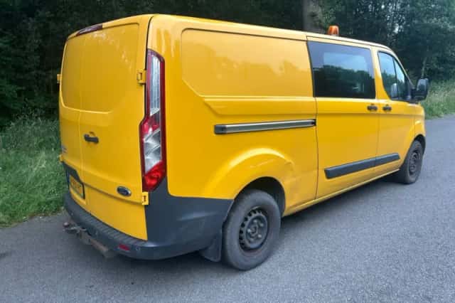 Ford Transit Custom (2017) thumbnail 2