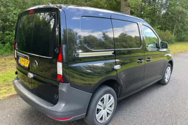 Volkswagen Caddy (2021) thumbnail 2
