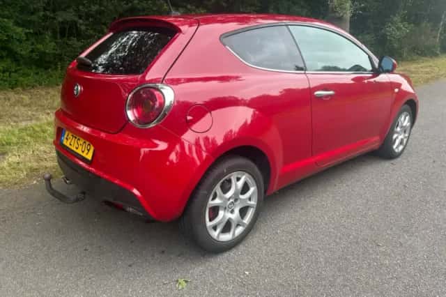 Alfa Romeo Mito (2015) thumbnail 4