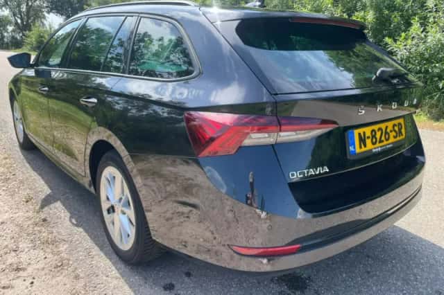 Škoda Octavia (2021) thumbnail 4