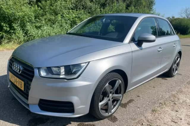 Audi A1 (2016) thumbnail 2