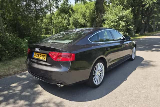 Audi A5 (2013) thumbnail 3