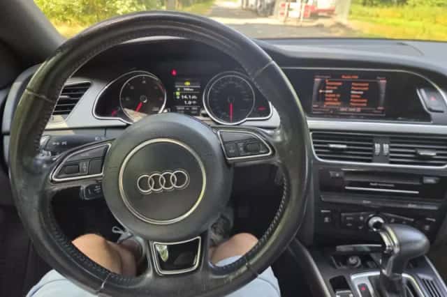 Audi A5 (2013) thumbnail 6