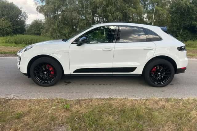 Porsche Macan (2014) thumbnail 3