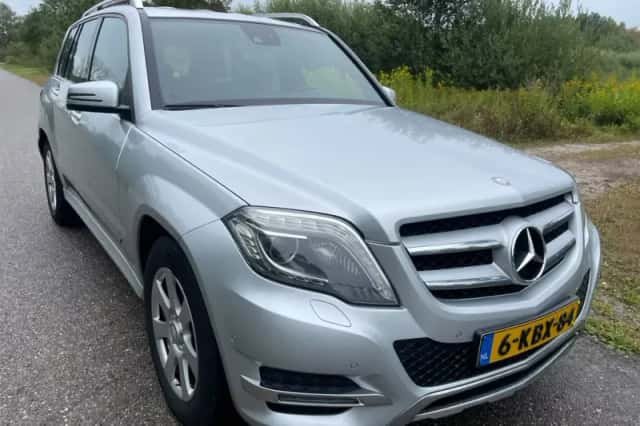 Mercedes-Benz GLK (2013) thumbnail 2