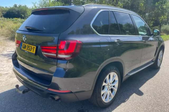 BMW X5 (2014) thumbnail 3