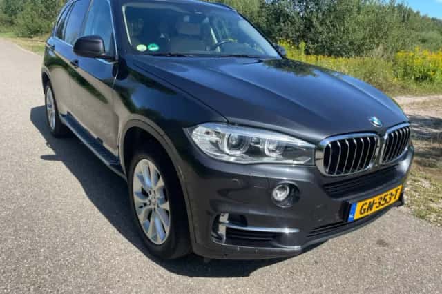 BMW X5 (2014) thumbnail 4