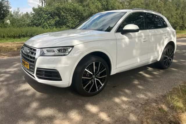 Audi Q5 (2018) thumbnail 2