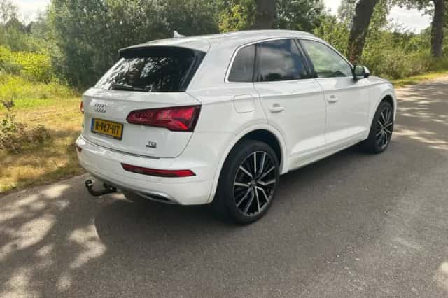 Audi Q5 (2018) thumbnail 4