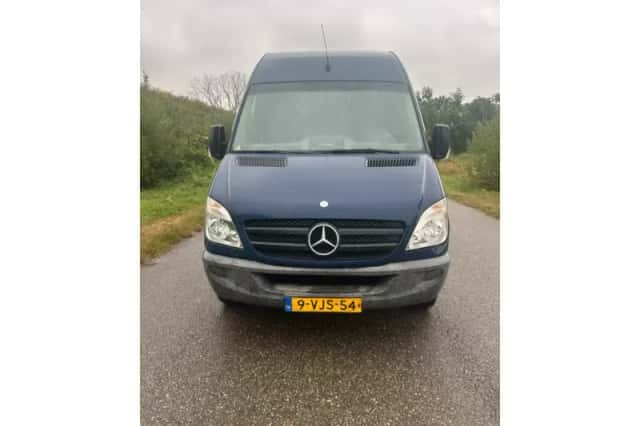 Mercedes-Benz Sprinter (2010) thumbnail 5