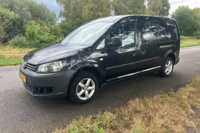 Volkswagen Caddy (2012) thumbnail 4