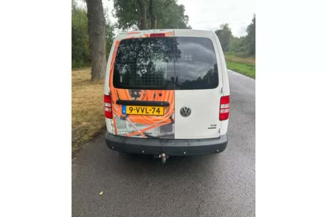 Volkswagen Caddy (2012) thumbnail 2
