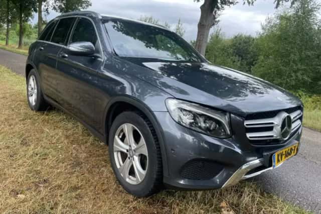 Mercedes-Benz GLC-Klasse (2016) thumbnail 3
