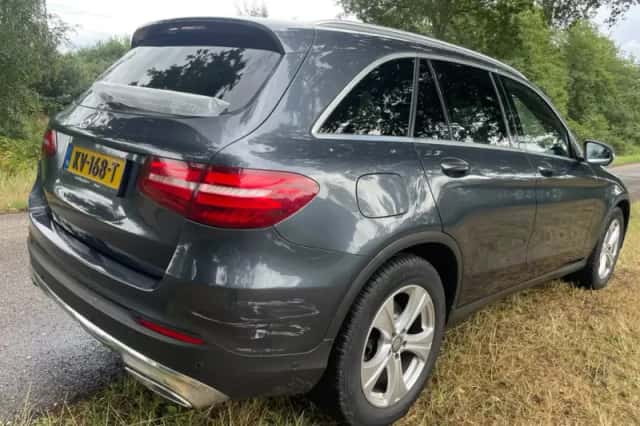 Mercedes-Benz GLC-Klasse (2016) thumbnail 4