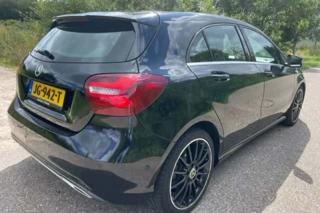 Mercedes-Benz A-Klasse (2016) thumbnail 2