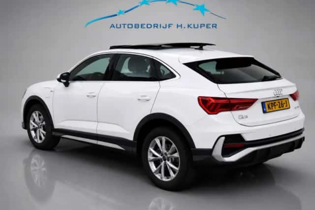 Audi Q3 (2024) thumbnail 5
