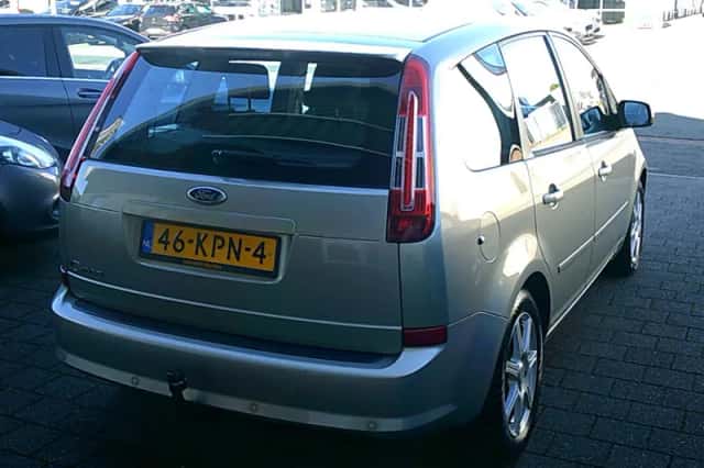 Ford C-Max (2010) thumbnail 3