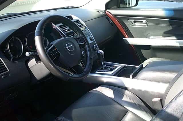 Mazda CX-9 (2010) thumbnail 5