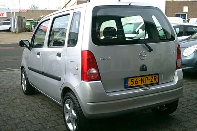 Opel Agila (2004) thumbnail 4