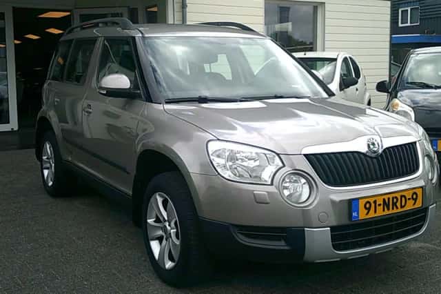 Škoda Yeti (2010) thumbnail 2