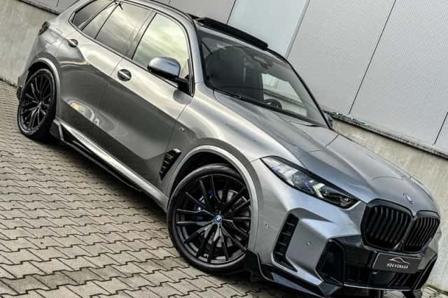 BMW X5 (2023) thumbnail 1