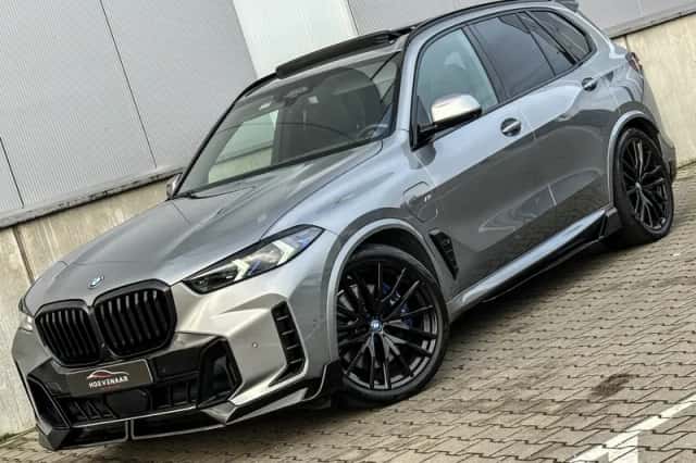 BMW X5 (2023) thumbnail 3