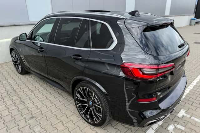 BMW X5 (2019) thumbnail 5
