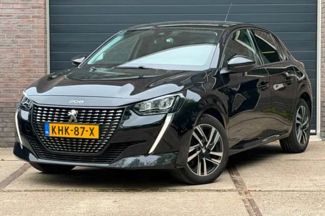 Peugeot 208 (2023) thumbnail 1