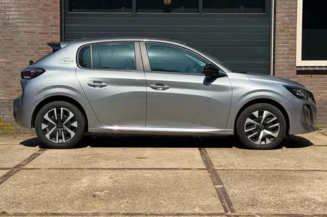 Peugeot 208 (2025) thumbnail 4