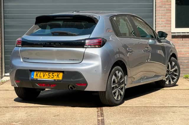 Peugeot 208 (2025) thumbnail 5