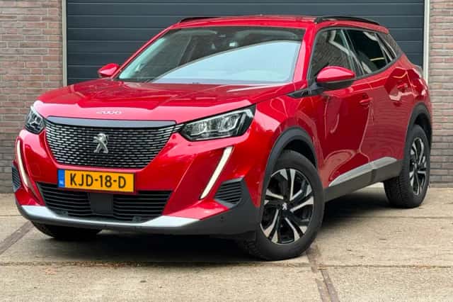 Peugeot 2008 (2020) thumbnail 1